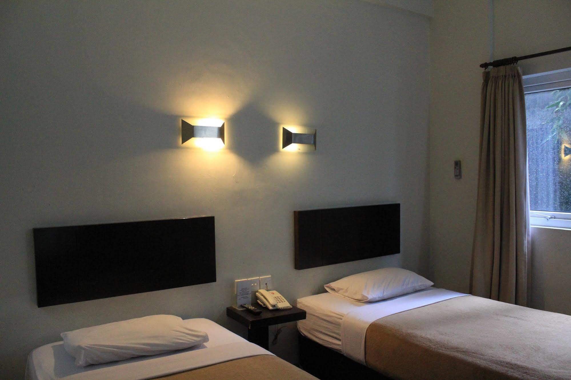 Hotel Tilamas Juanda Sawotratap Εξωτερικό φωτογραφία