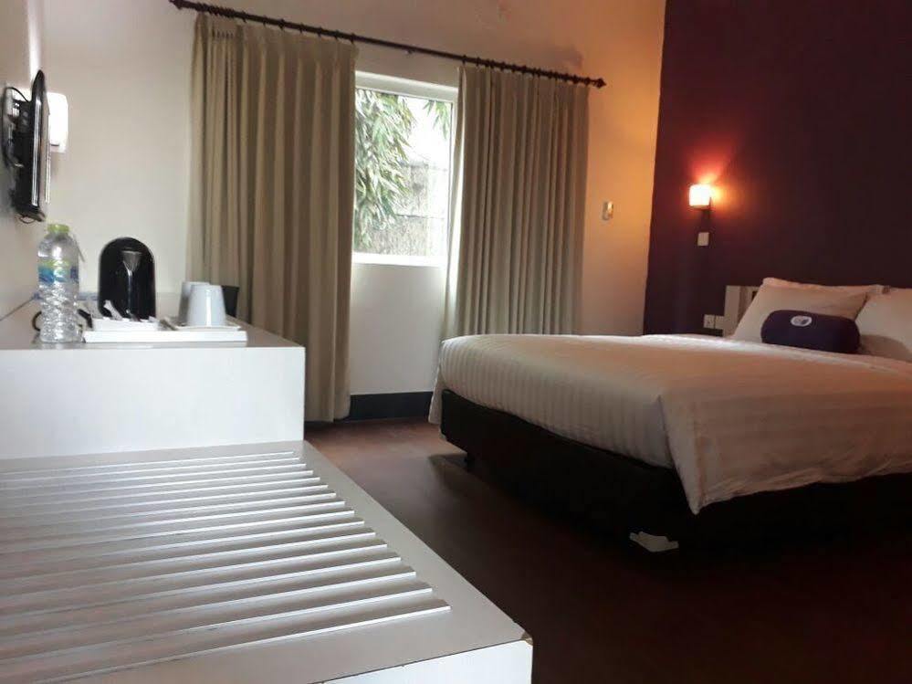 Hotel Tilamas Juanda Sawotratap Εξωτερικό φωτογραφία